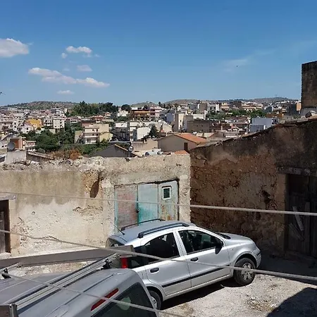 Casa Indipendente * Noto